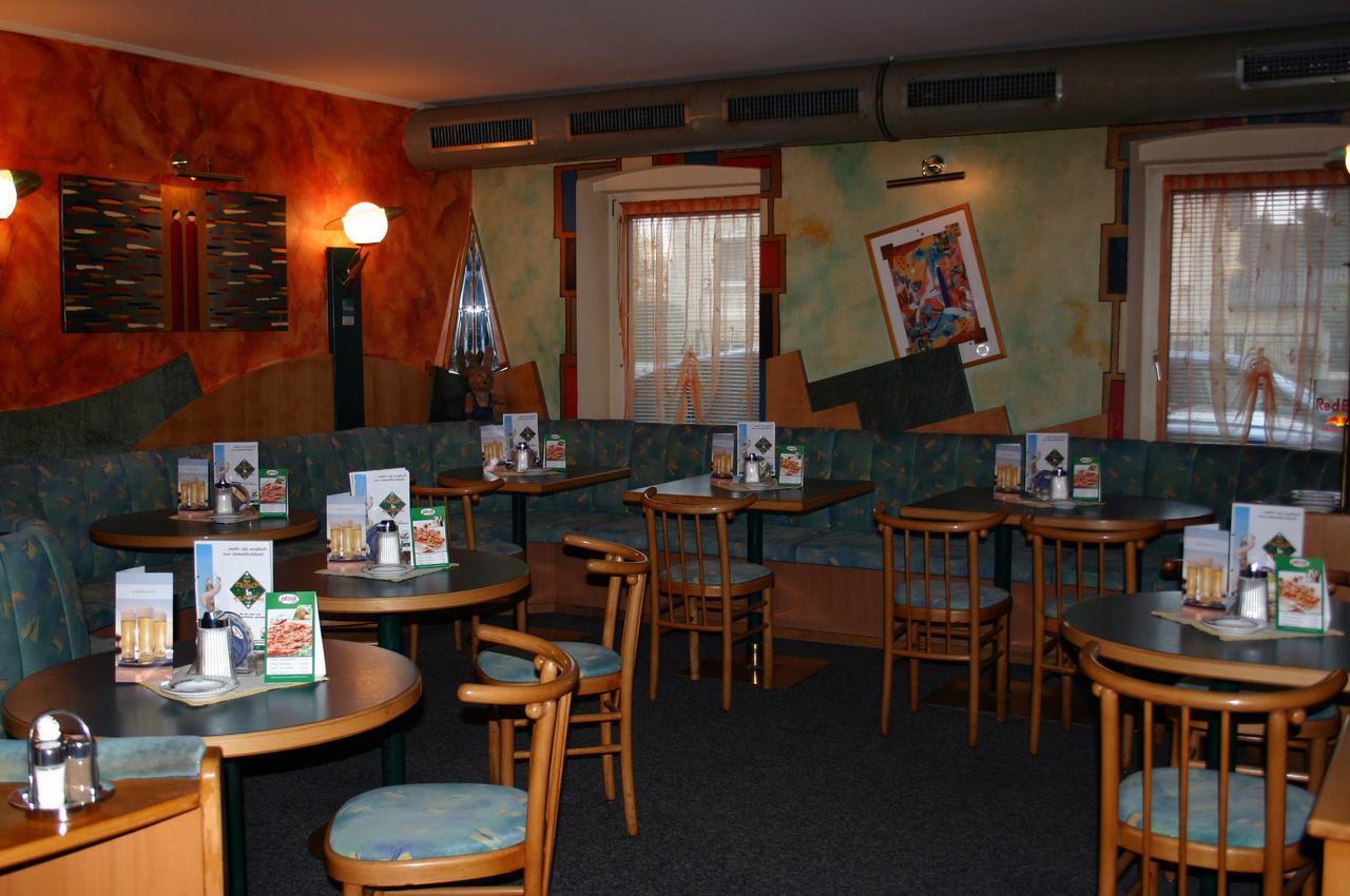 Schlafgut Otel Sankt Poelten Dış mekan fotoğraf
