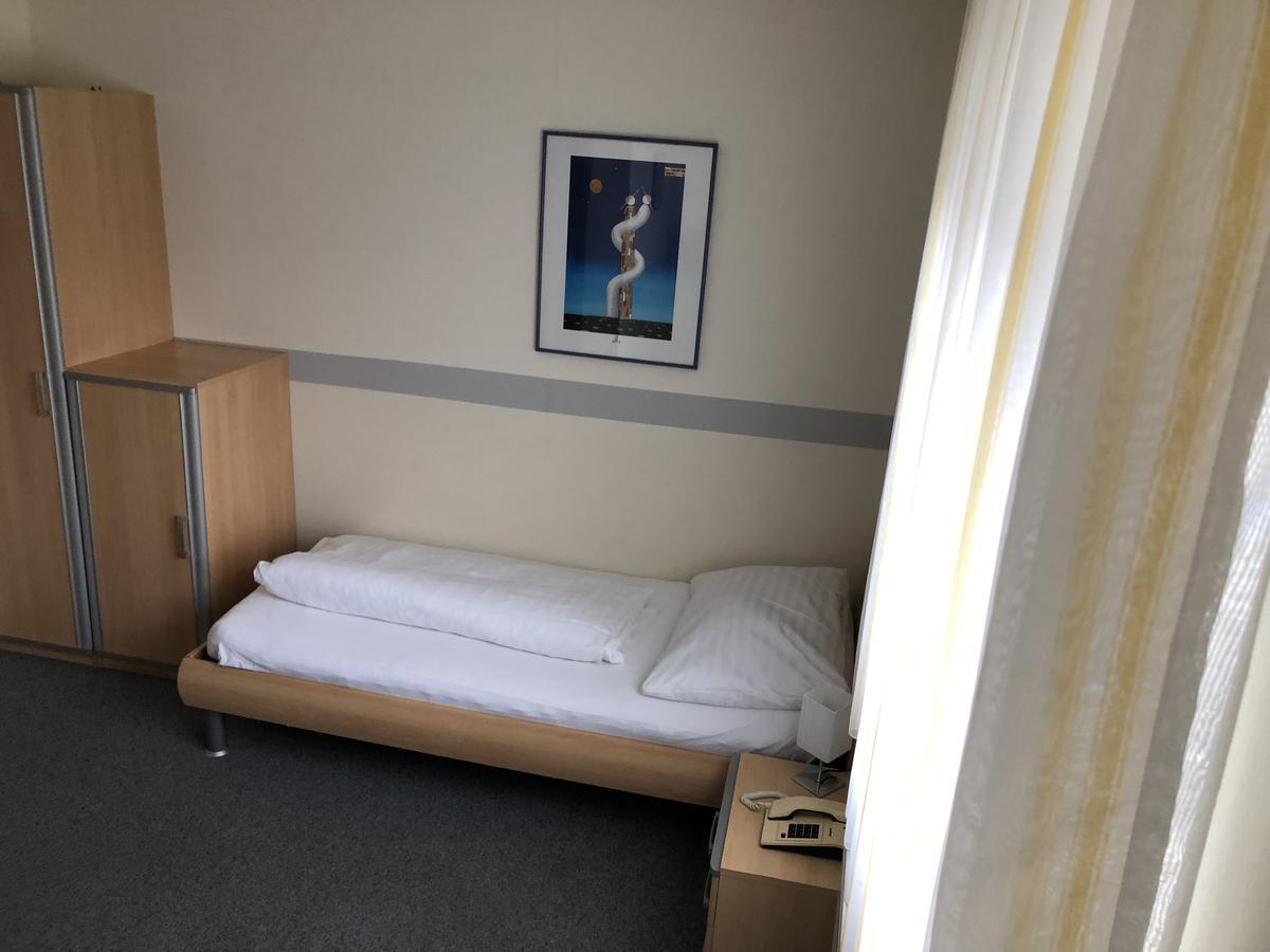 Schlafgut Otel Sankt Poelten Dış mekan fotoğraf